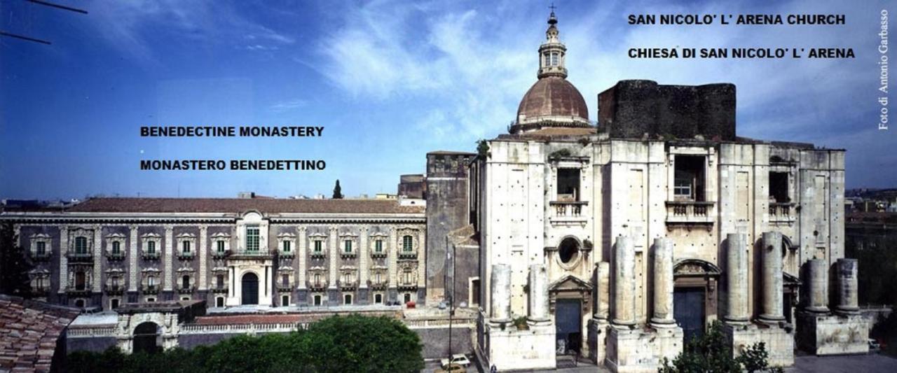 Benedettini - Exclusive Apartments & Monastery View Катания Екстериор снимка