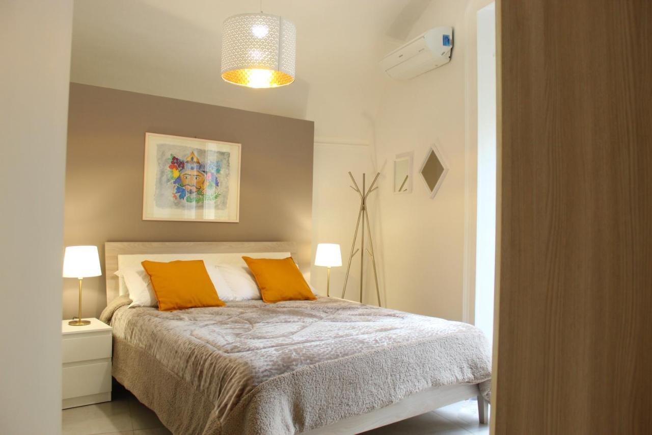 Benedettini - Exclusive Apartments & Monastery View Катания Екстериор снимка